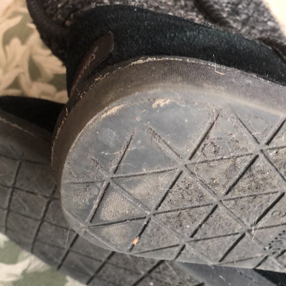 Minnetonka Suede Shearling Boots - Picture 8 of 8